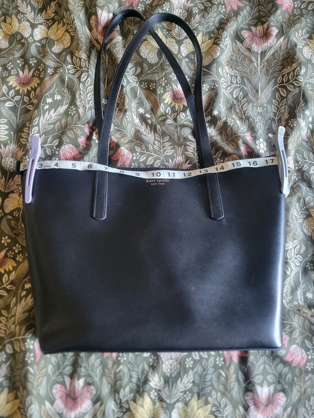 Kate Spade Tote - Picture 6 of 8